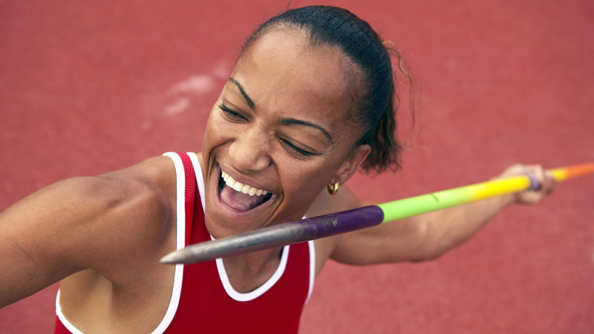【多角度直播体验】虚拟现实带来沉浸式观赛新玩法，沉浸式虚拟演播室